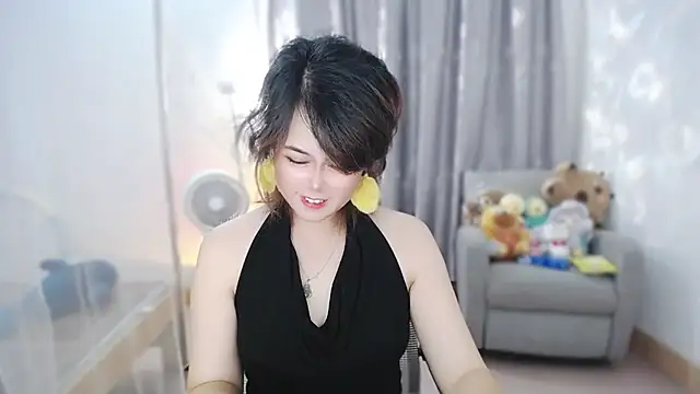Snapshot of Fan_ting chatting on 07/15/26, 12:56 Fan ting online show from 07/15/26, 12:56