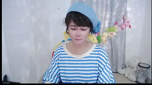 Fan ting online show from 10/07/25, 03:07