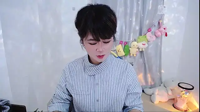 Fan ting online show from 11/05/25, 03:31