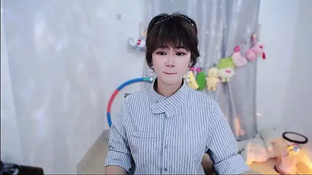 Fan ting online show from 10/25/25, 02:55