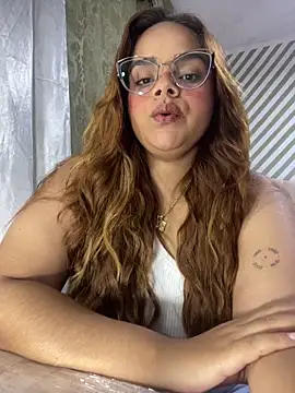 Snapshot of Evabigass chatting on 02/01/26, 02:54 Evabigass online show from 02/01/26, 02:54