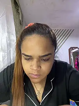 Snapshot of Evabigass chatting on 02/15/26, 04:39 Evabigass online show from 02/15/26, 04:39