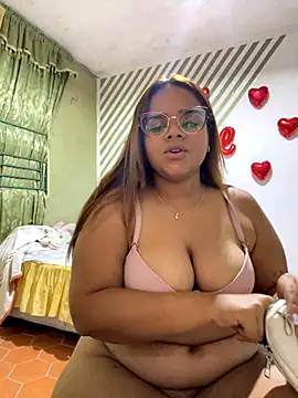 Evabigass online show from 11/04/25, 01:20