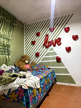 Evabigass online show from 11/24/25, 08:09