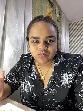 Snapshot of Evabigass chatting on 02/04/26, 09:54 Evabigass online show from 02/04/26, 09:54