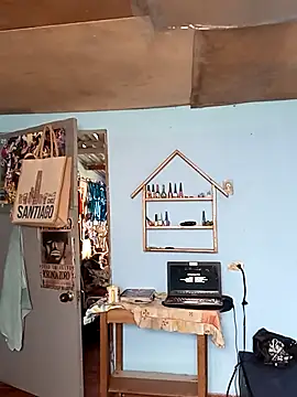 Elvishcassie  online show from 11/27/25, 01:44