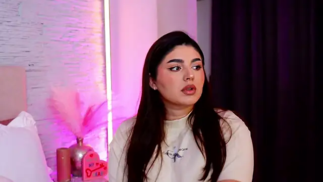 RachelSwaan online show from 02/13/26, 07:41