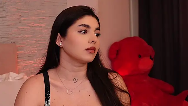 Snapshot of RachelSwaan chatting on 03/11/25, 10:51 RachelSwaan online show from 03/11/25, 10:51