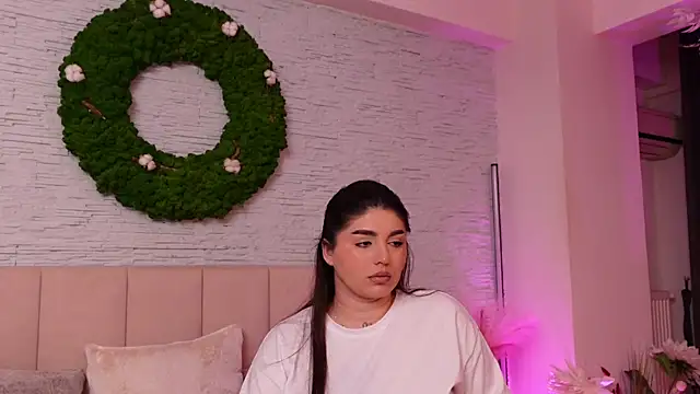 RachelSwaan online show from 11/28/25, 07:19