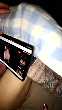 CLOUDYjessAUS666 online show from 09/17/25, 03:47