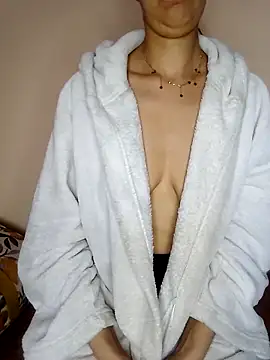 Zomorodaa  online show from 04/03/26, 05:52