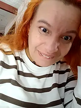 Snapshot of RoxieJackson chatting on 12/15/25, 11:38 RoxieJackson online show from 12/15/25, 11:38