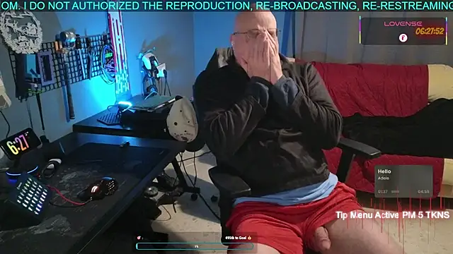 Pilot Dave 69 online show from 11/26/25, 05:29