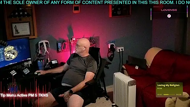 Pilot Dave 69 online show from 11/18/25, 04:49