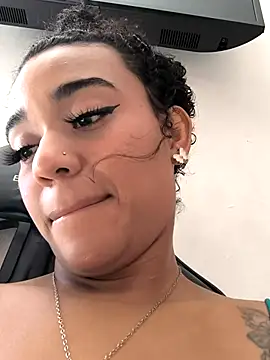 evafoxs online show from 11/26/25, 04:07