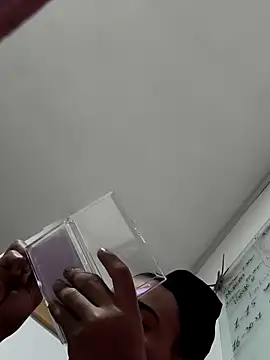 evafoxs online show from 10/26/25, 12:33