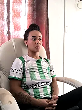 evafoxs online show from 11/16/25, 04:56