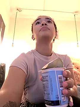 evafoxs online show from 11/03/25, 01:37