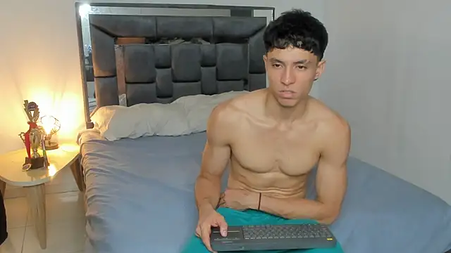 enzo sloran online show from 11/25/25, 08:14