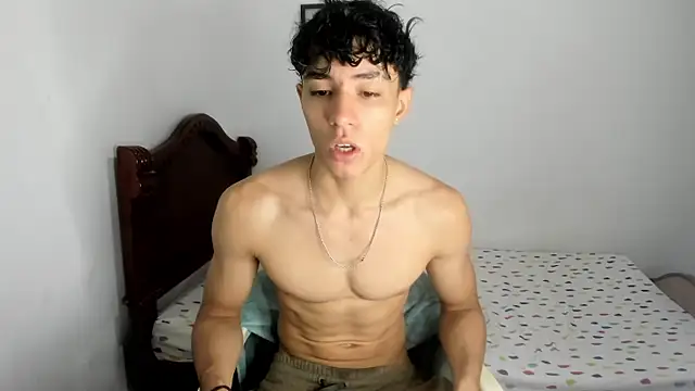 enzo sloran online show from 10/22/25, 02:16