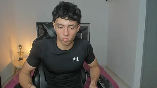 enzo sloran online show from 11/07/25, 12:26