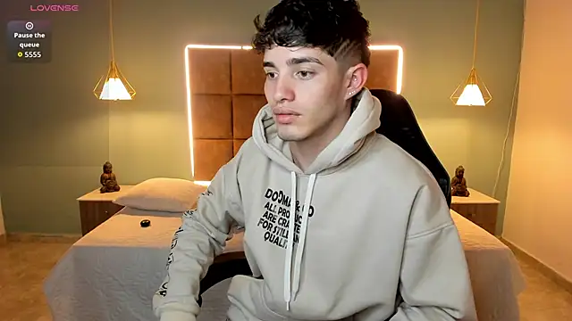 AlejooTwink online show from 05/14/26, 05:15