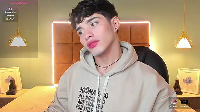 AlejooTwink online show from 12/02/25, 12:22