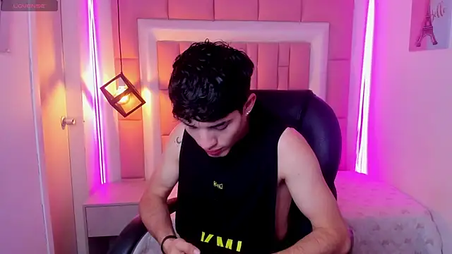 AlejooTwink online show from 03/04/26, 12:02