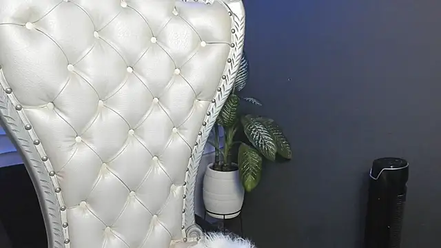 Layla 707 online show from 09/21/25, 11:54