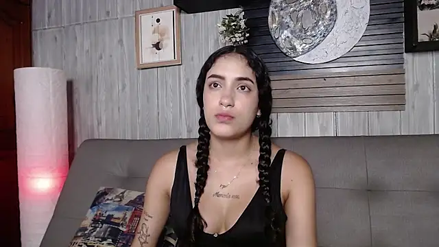 Layla 707 online show from 03/10/26, 08:57