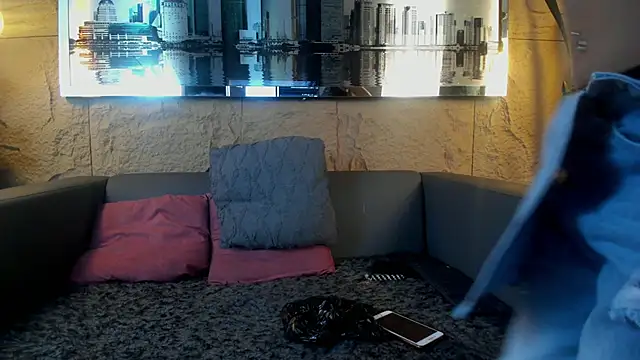 Layla 707 online show from 09/13/25, 10:54