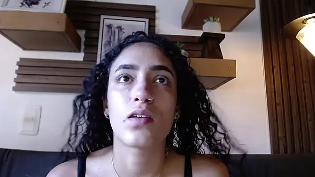 Layla 707 online show from 11/18/25, 07:28