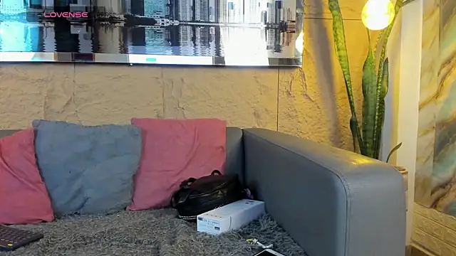 Layla 707 online show from 11/05/25, 02:42