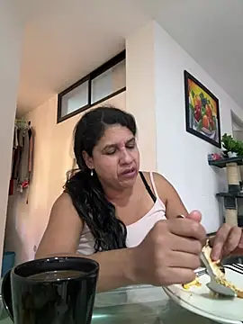 siri duque online show from 01/12/26, 04:14