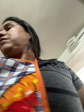 siri duque online show from 05/31/26, 06:09