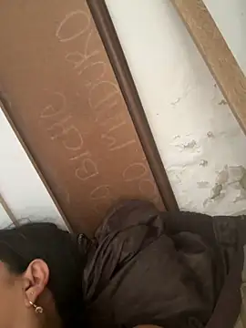 siri duque online show from 11/06/25, 02:32