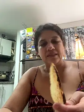 siri duque online show from 09/28/25, 03:19