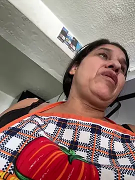 siri duque online show from 04/22/26, 04:14