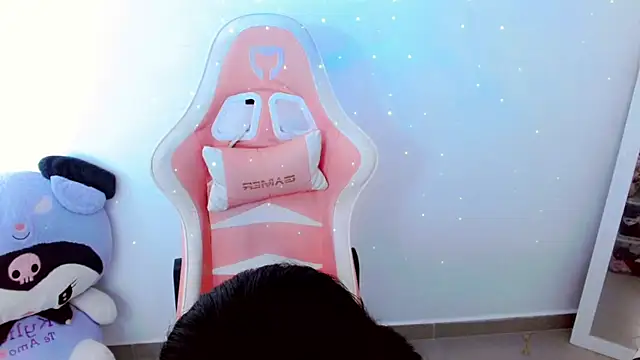 Kylie martinez online show from 02/17/26, 05:21