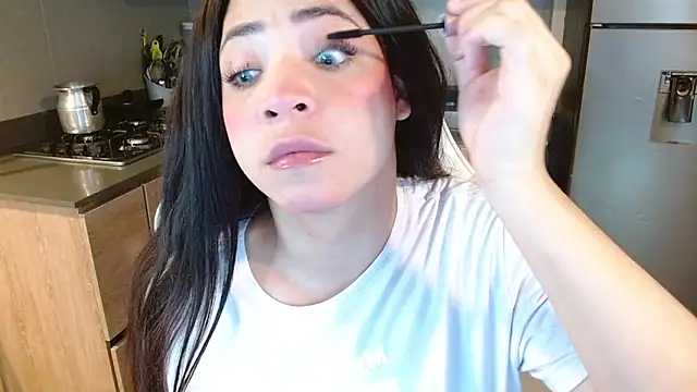 Kylie martinez online show from 01/31/25, 06:13