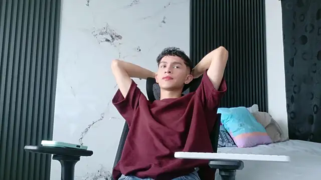 Noah tyler  online show from 03/09/26, 06:11