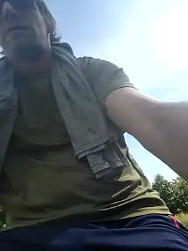 chatwatchcum online show from 09/17/25, 05:04
