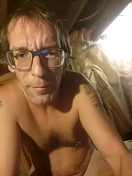 chatwatchcum online show from 11/08/25, 07:39