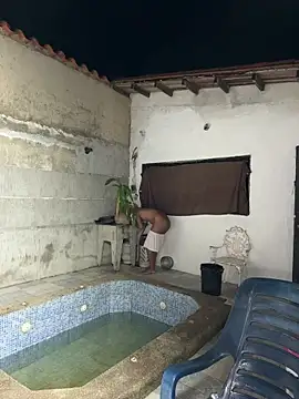 Leo bunny hot online show from 12/01/25, 08:48