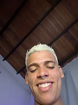 Leo bunny hot online show from 11/29/25, 01:28