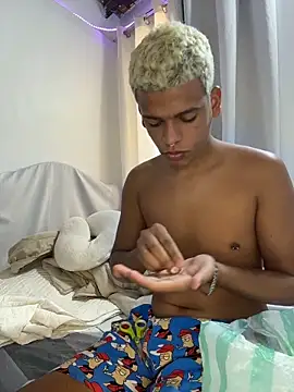 Leo bunny hot online show from 11/29/25, 07:14