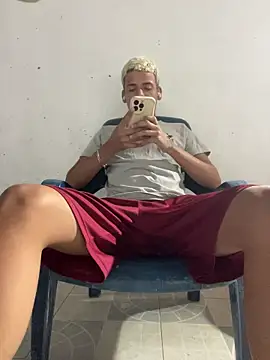 Leo bunny hot online show from 12/16/25, 01:32