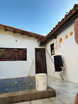 Leo bunny hot online show from 10/29/25, 09:14