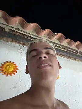 Leo bunny hot online show from 10/26/25, 10:43