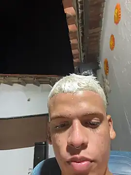 Leo bunny hot online show from 11/21/25, 10:42